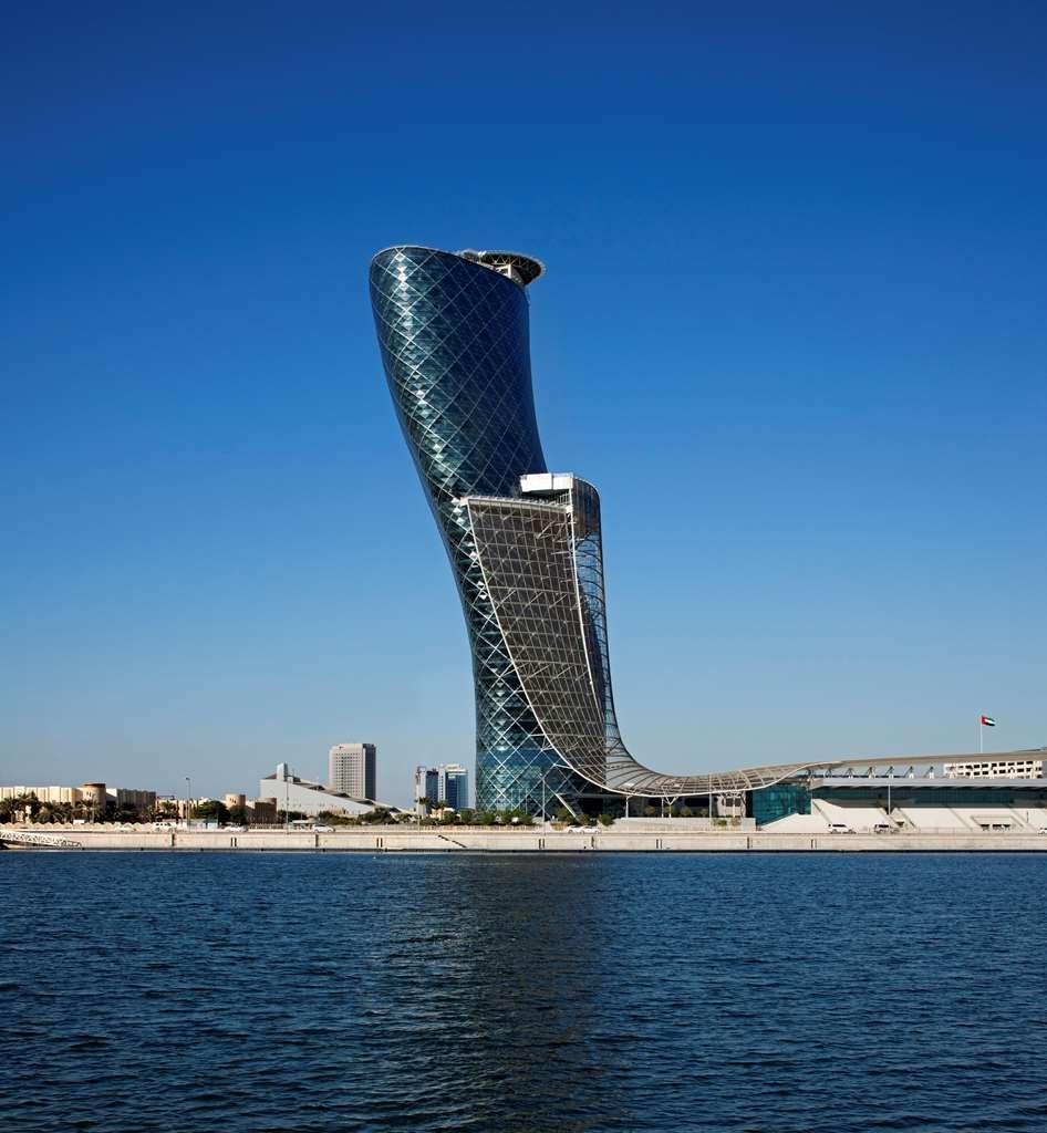 Andaz Capital Gate Abu Dhabi, By Hyatt Hotel Luaran gambar The Capital Gate