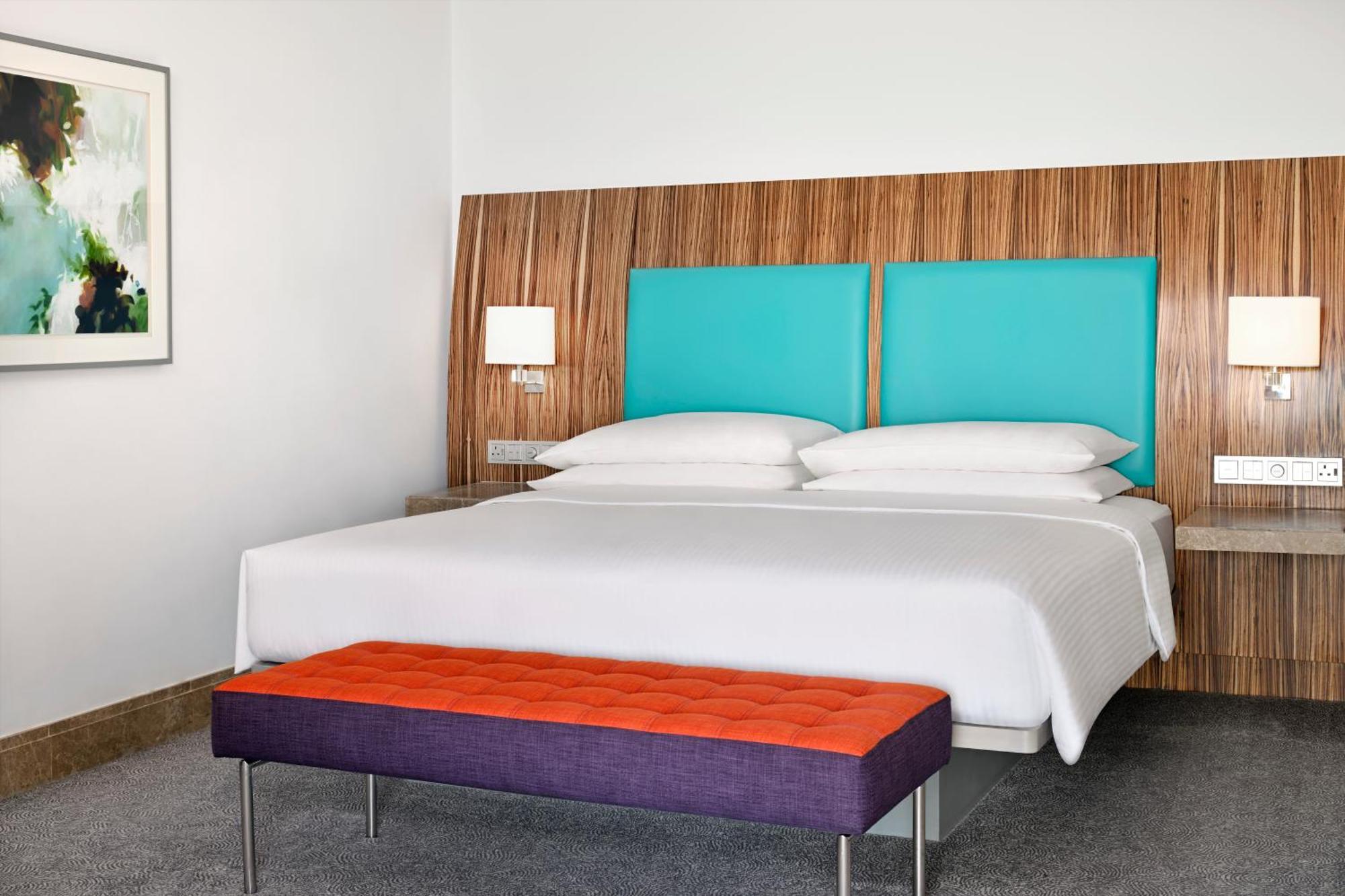 Andaz Capital Gate Abu Dhabi, By Hyatt Hotel Luaran gambar A bedroom at the Standard East Village