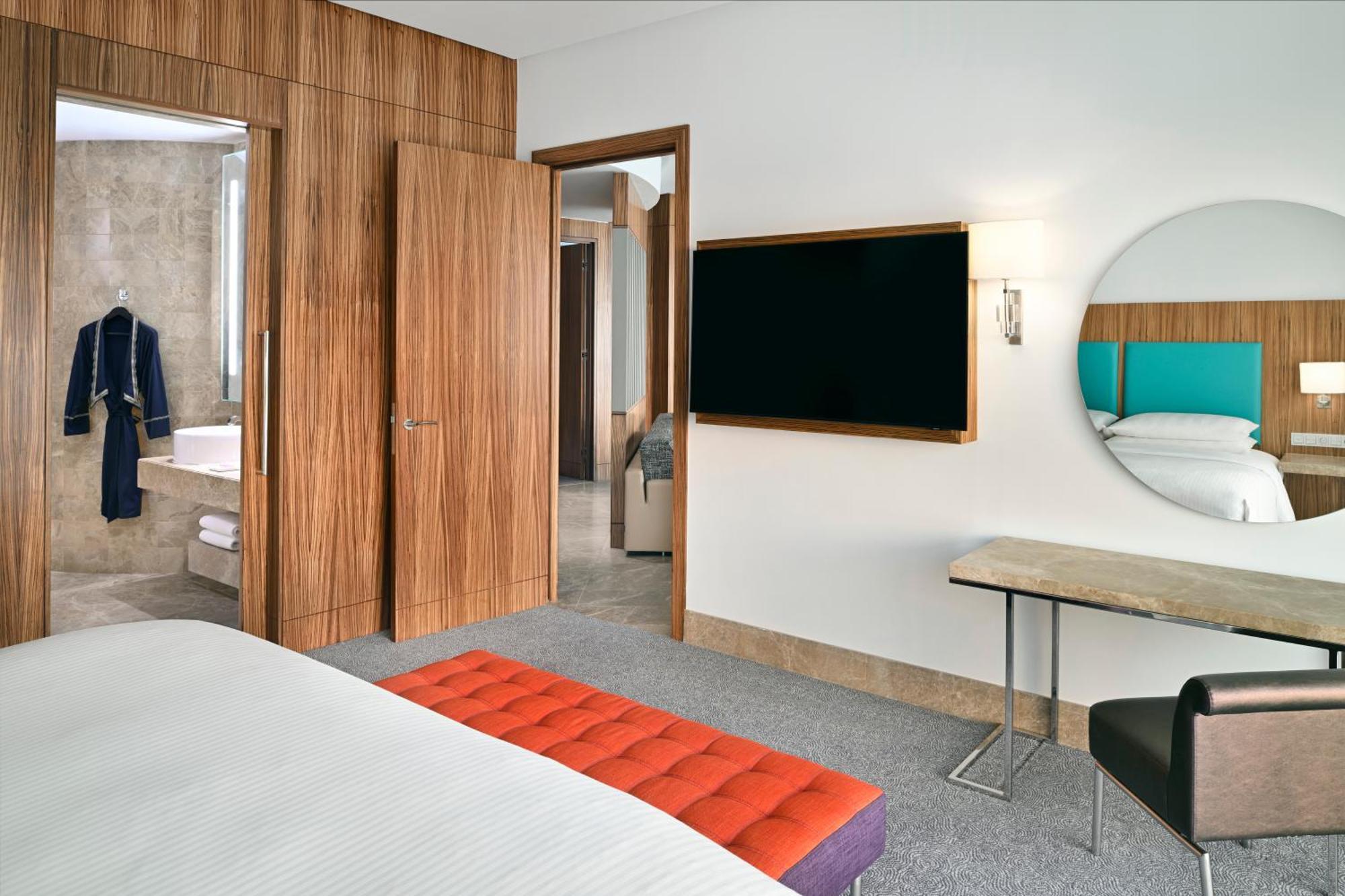Andaz Capital Gate Abu Dhabi, By Hyatt Hotel Luaran gambar A room at the hotel